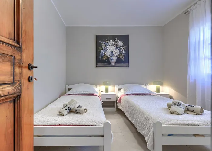 Santina By Interhome * Višnjan