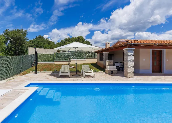 Dom wakacyjny Santina By Interhome